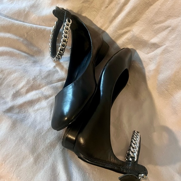 Rebecca Minkoff Raakel Ankle-Chain Leather Flats - Picture 6 of 13